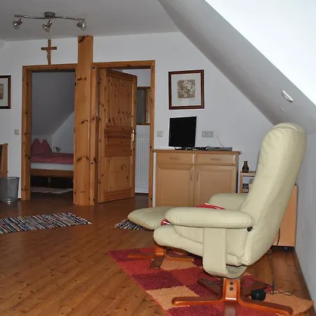 مزرعة للإقامة Schlintl-hof *